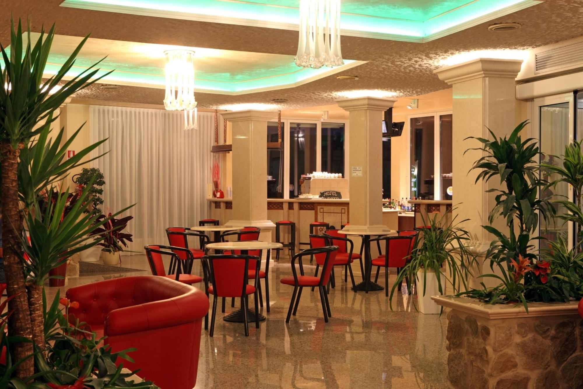 Hotel Buratti Cervia Esterno foto