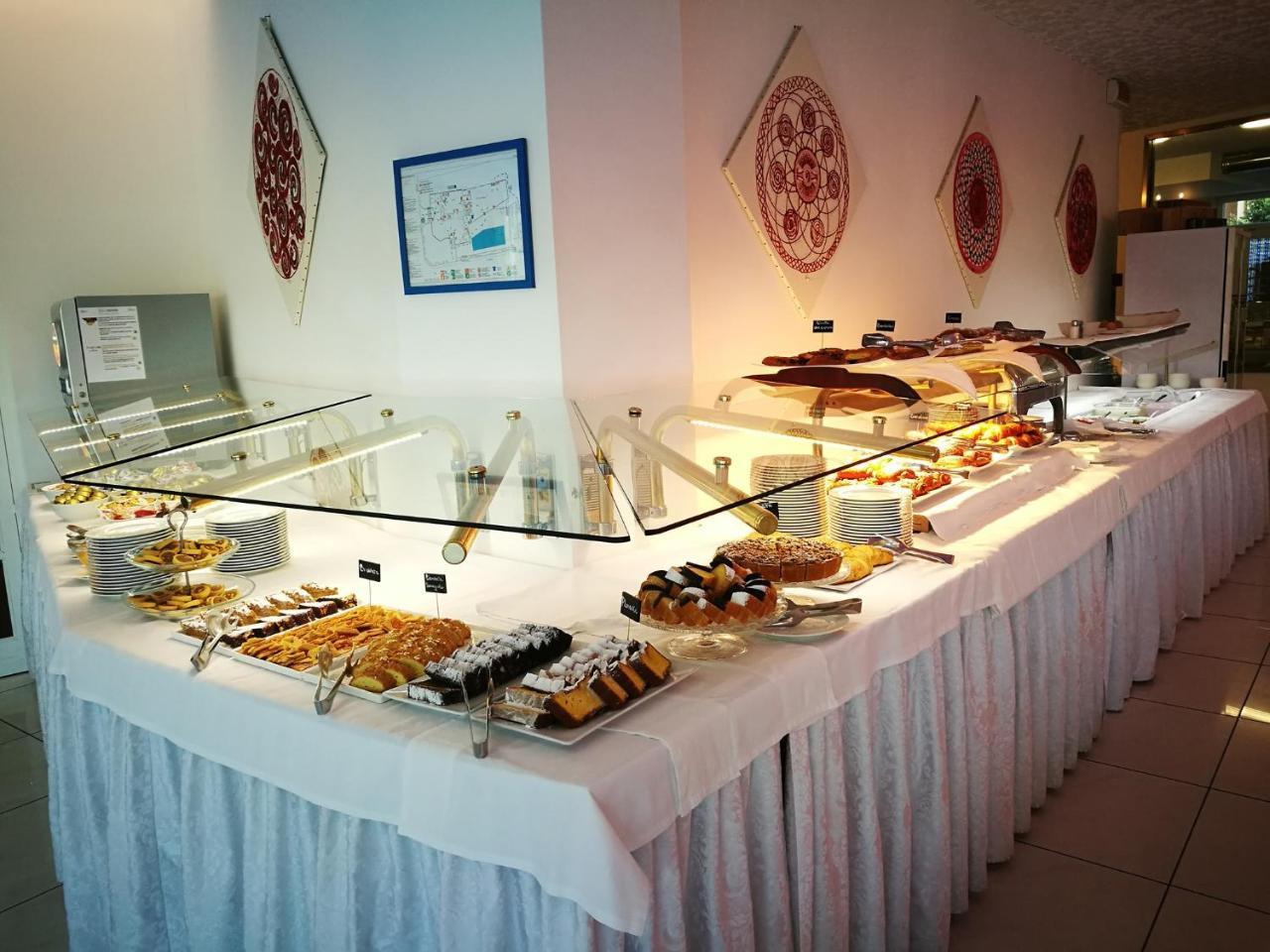 Hotel Buratti Cervia Esterno foto